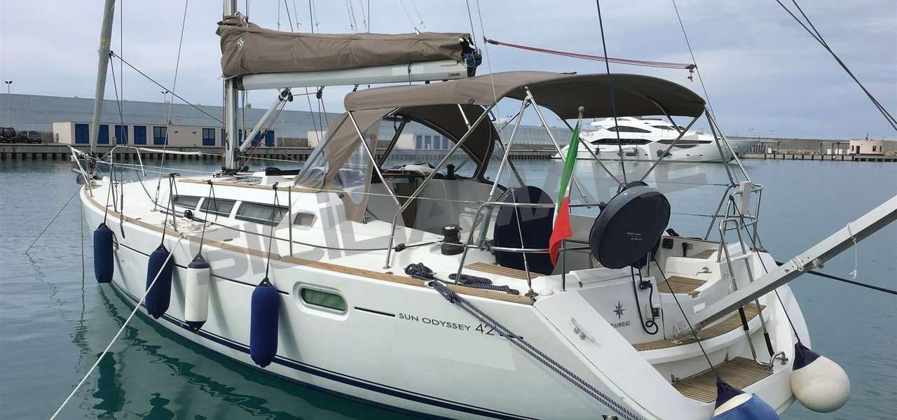 Sailboat Sun Odyssey 42i