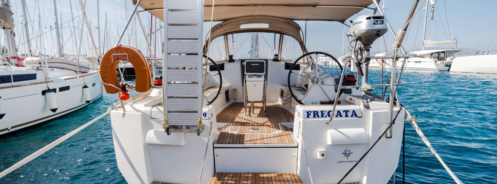 Парусная яхта Sun Odyssey 439