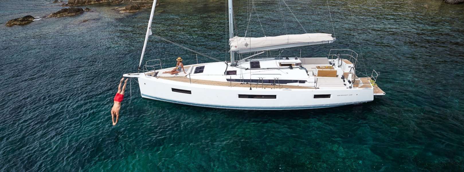 Sailboat Sun Odyssey 440