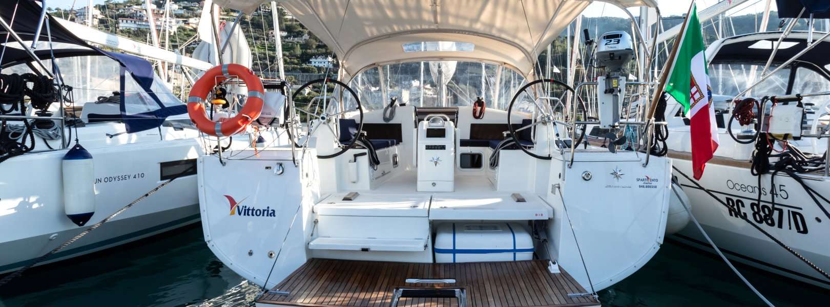 Sailboat Sun Odyssey 440