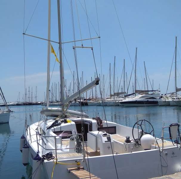 Łódź Żaglowa Sun Odyssey 440