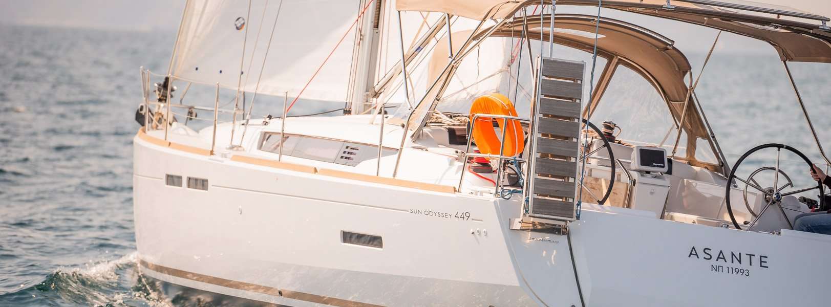 Sailboat Sun Odyssey 449