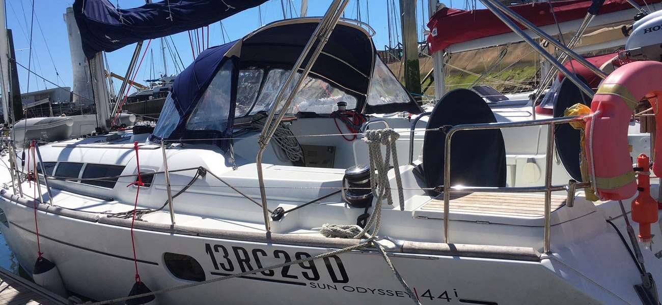 Sailboat Sun Odyssey 44i