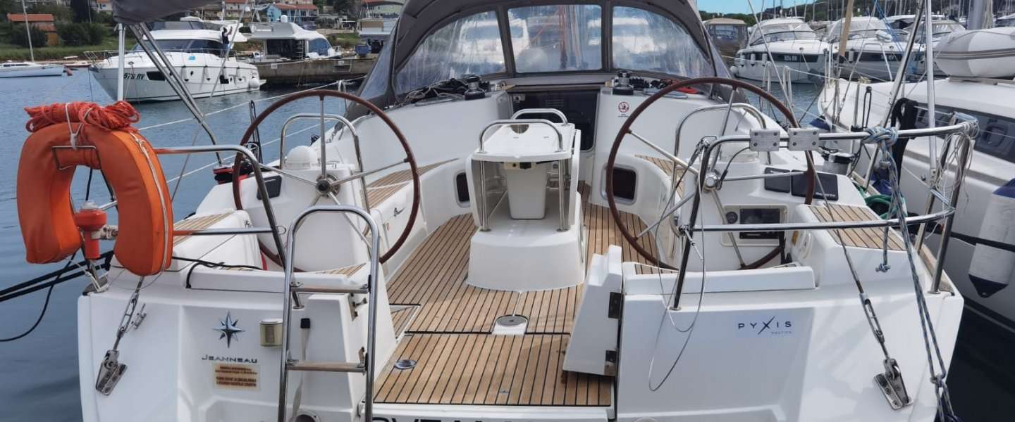 Парусная яхта Sun Odyssey 44i