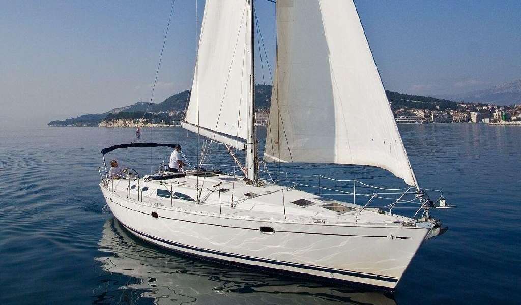 Sailboat Sun Odyssey 45