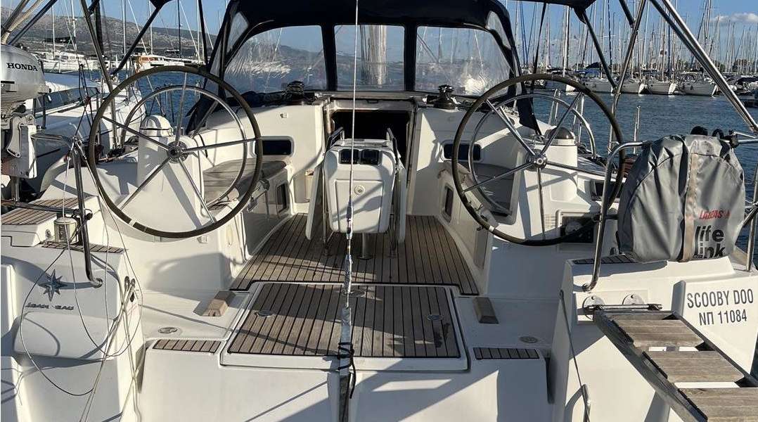 Sailboat Sun Odyssey 469