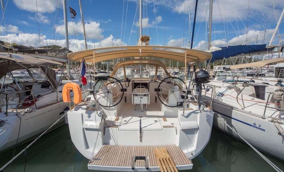 Sailboat Sun Odyssey 479