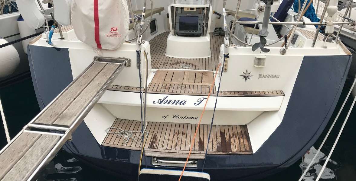 Парусная яхта Sun Odyssey 49