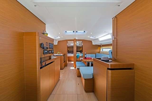 Velero Sun Odyssey 490