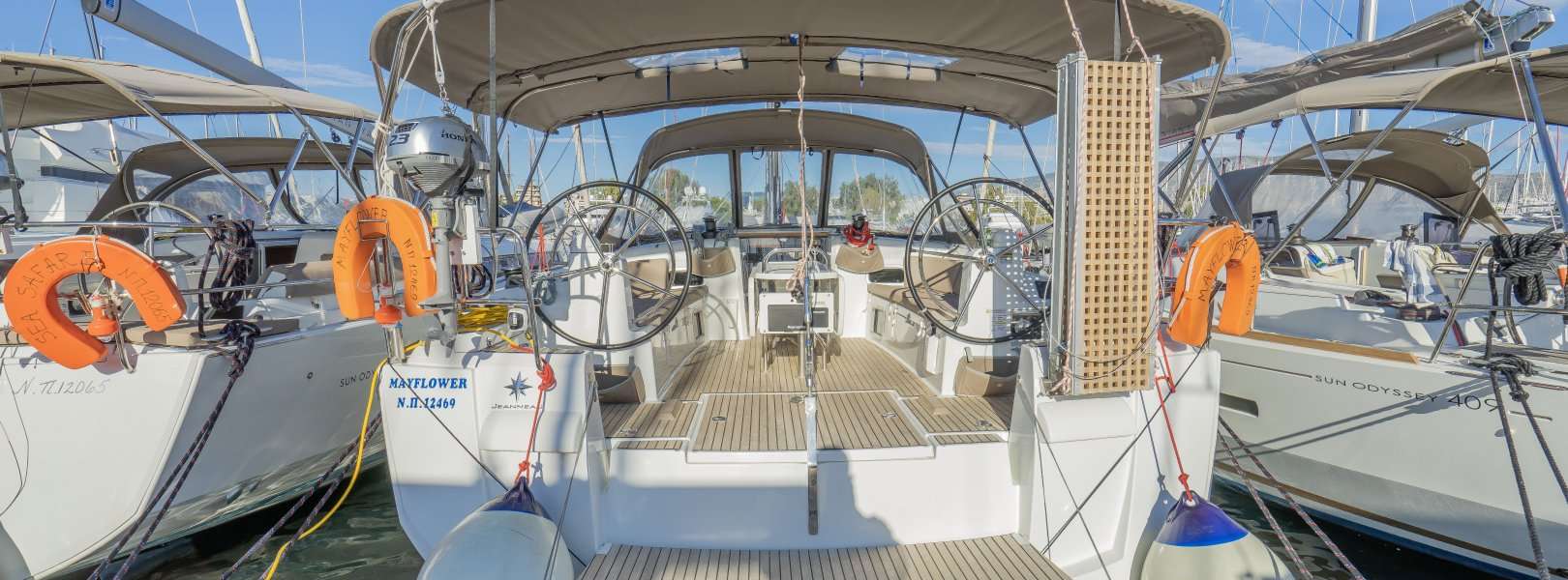 Sailboat Sun Odyssey 519