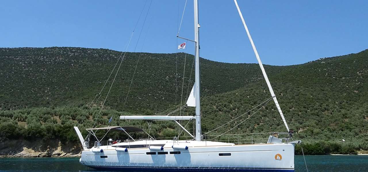 Sailboat Sun Odyssey 519