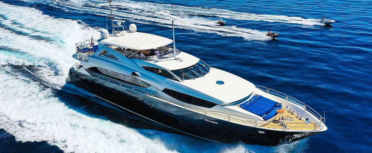 Luxury Yacht Sunseeker 34m