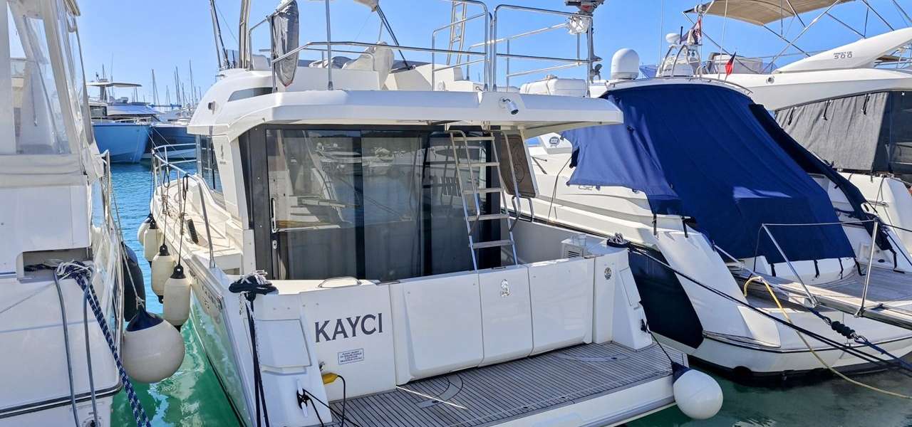 Motor boat Swift Trawler 35