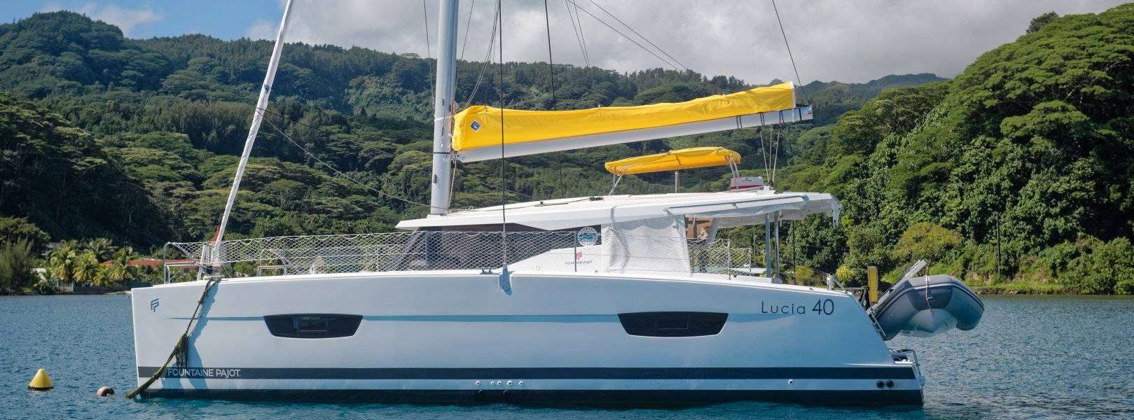 Catamaran Lucia 40