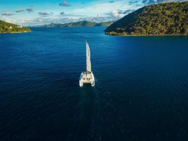 Catamarán Voyage 480