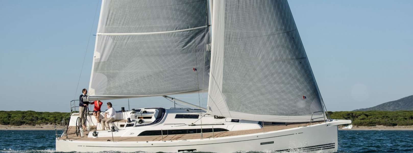 Velero X Yacht 4³