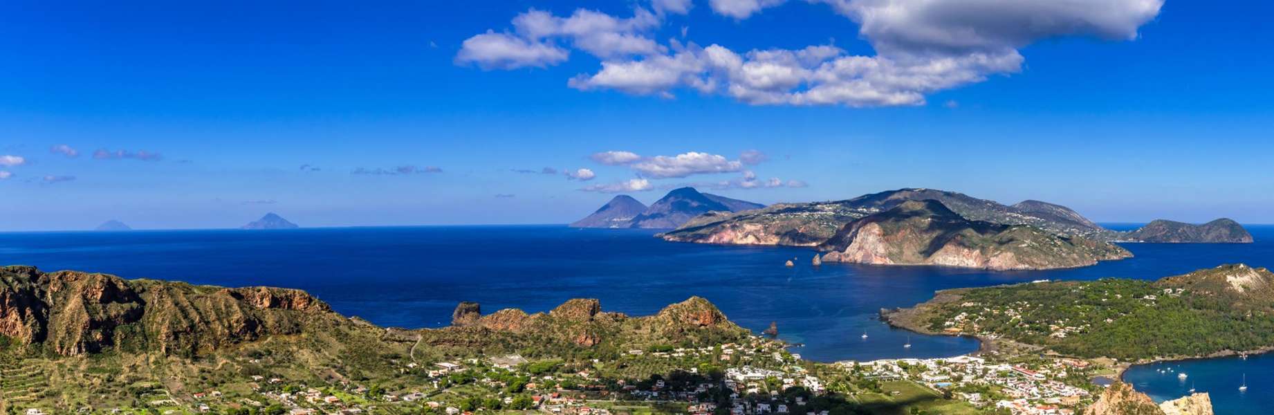 Las Islas Eólicas En Cabina Privada A Bordo de Una Típica Goleta