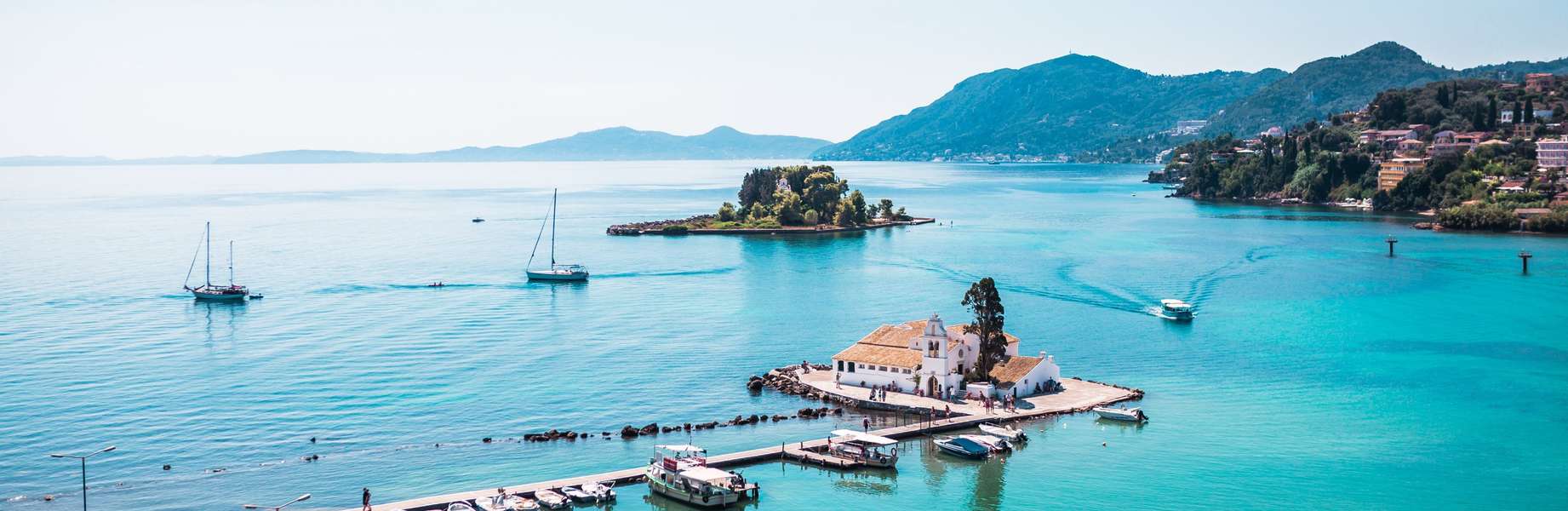 Débuter ou se perfectionner à la voile en Grèce