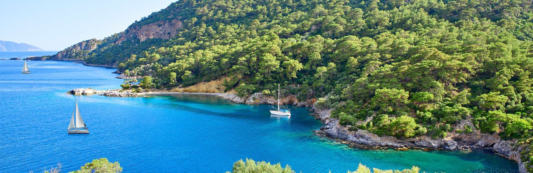 Explora las costas de Turquía a bordo de una goleta tradicional