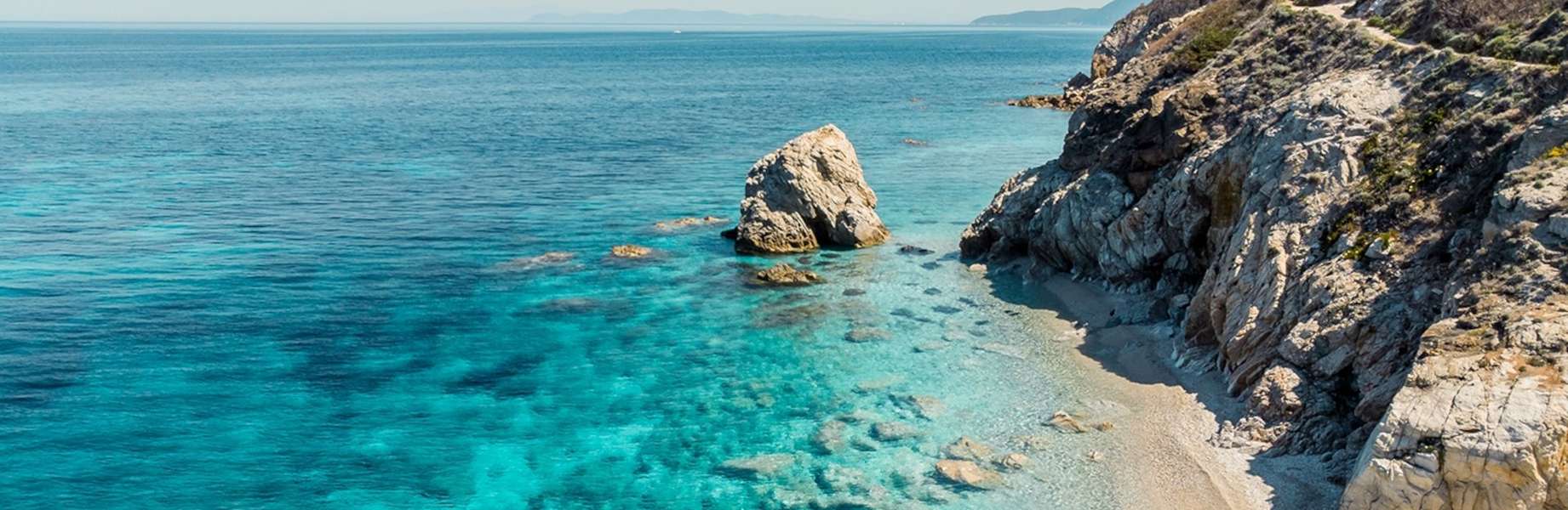 Scopri l'isola d'Elba e Capraia in catamarano