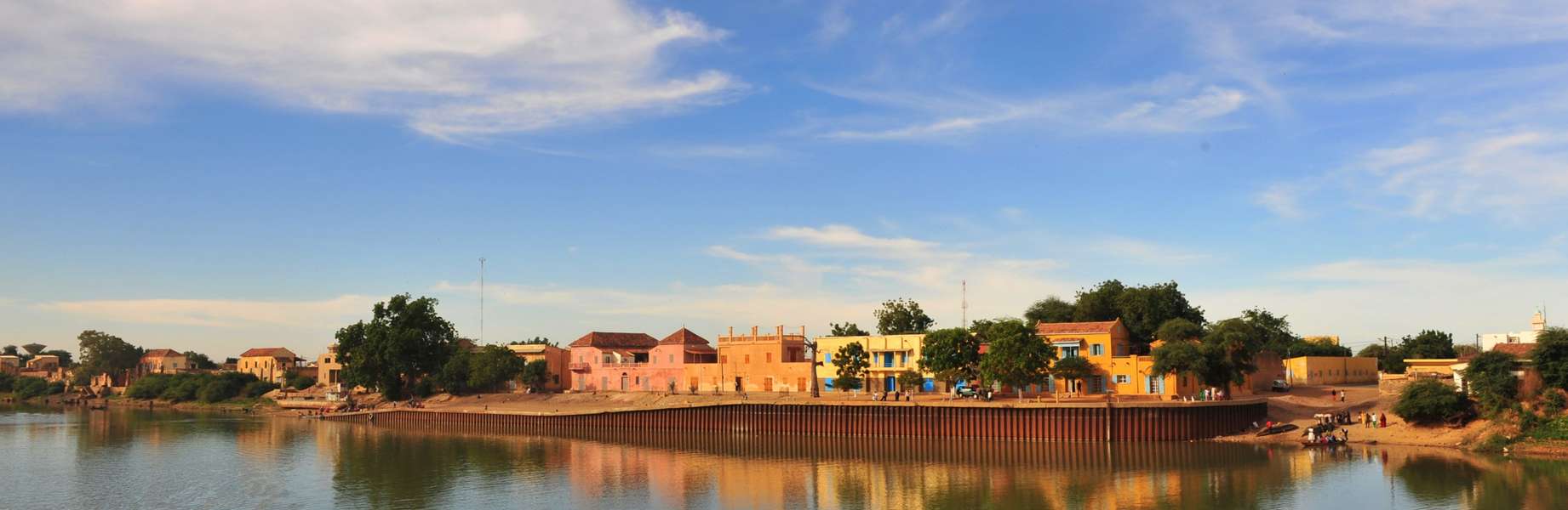 Naviguez sur le fleuve Sénégal à bord du Bou El Mogdad !