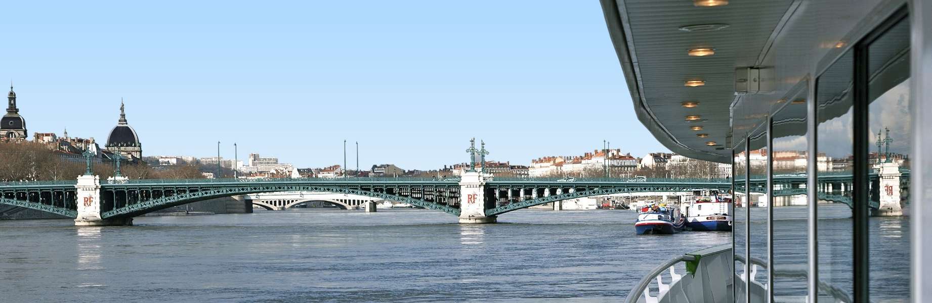 Croisière au fil du Rhône, un fleuve aux milles facettes