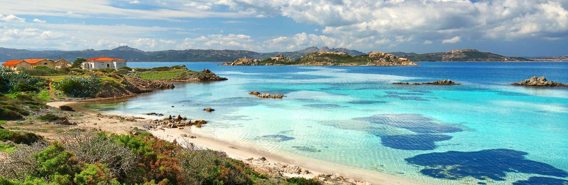 Eine private Kreuzfahrt zwischen den schönsten Inseln von Sardinien & Korsika