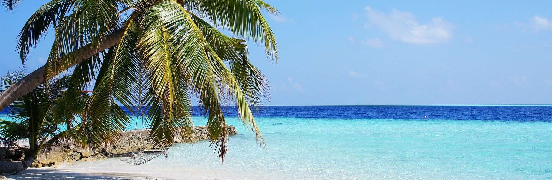 Naviguez entre les atolls des Maldives à bord d'une charmante goélette