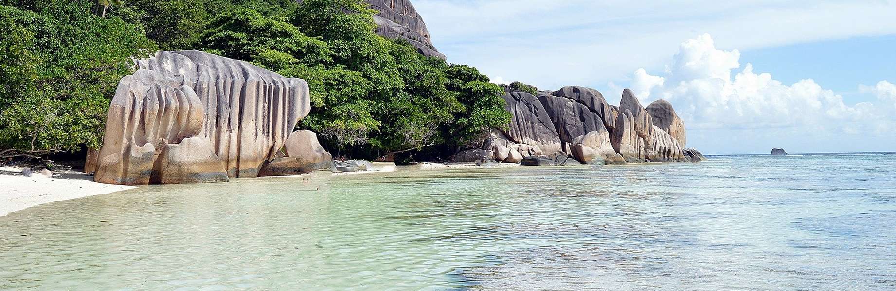 Découvrez les Seychelles à bord d'un somptueux catamaran avec équipage