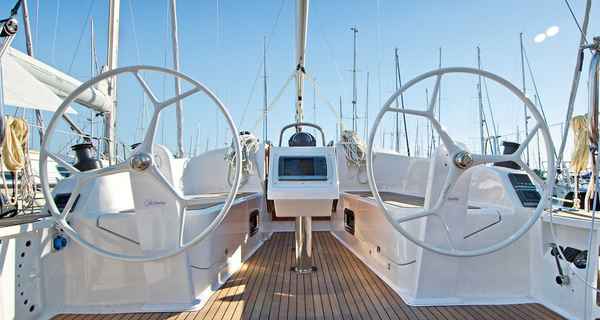 Bavaria Cruiser 37 (2022)