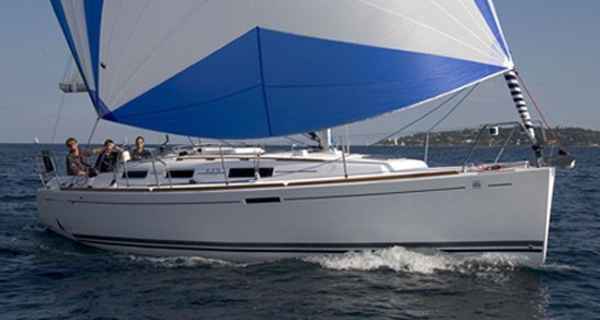 Dufour 325 (2005)