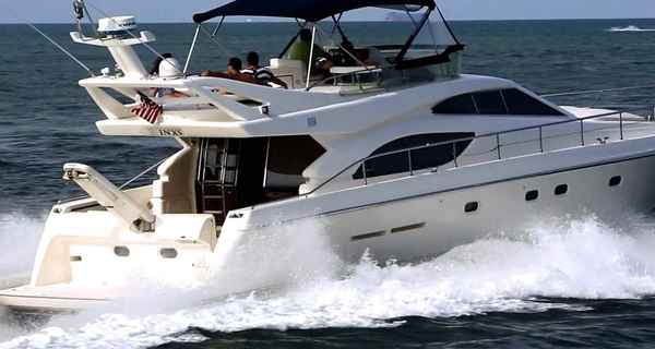 Ferretti 530