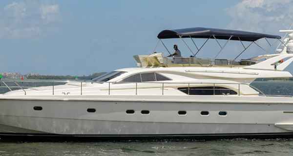 Ferretti 57