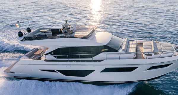 Ferretti 580