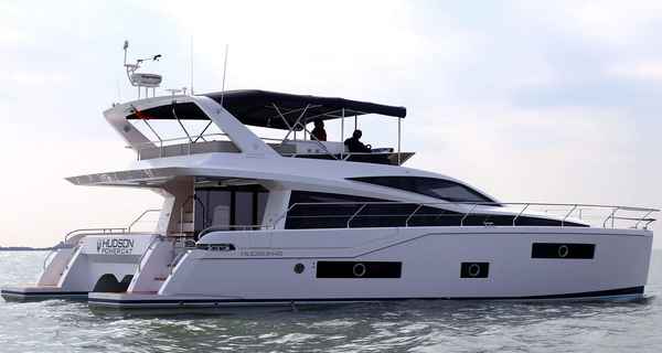 Hudson HPC 48 Power Catamaran