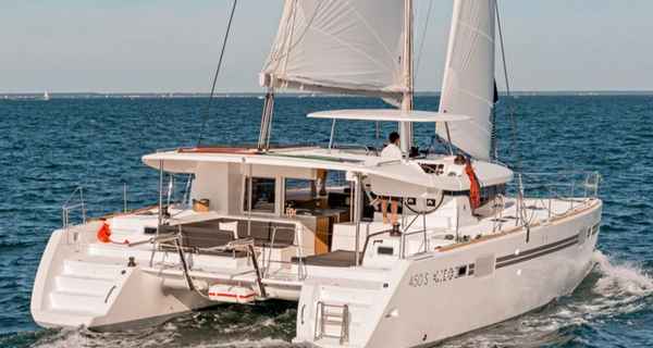 Lagoon 450 SporTop (2017)