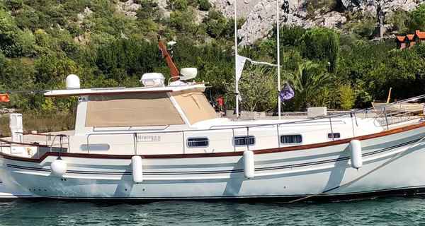 Menorquin Yacht 160