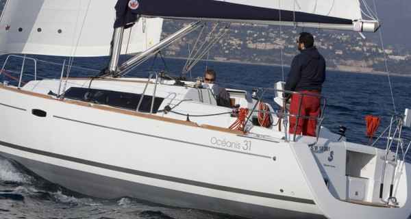 Oceanis 31 (2011)