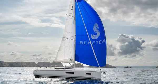 Oceanis 37.1 (2025)