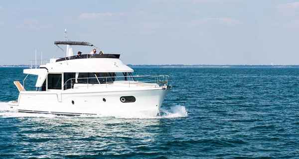 Swift Trawler 47