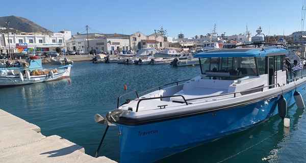 Axopar 37 Sun Top (2019)
