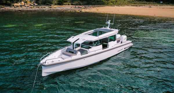 Axopar 37 XC Cross Cabin (2023)