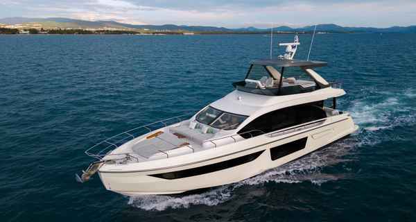 Azimut 68 Fly (2023)