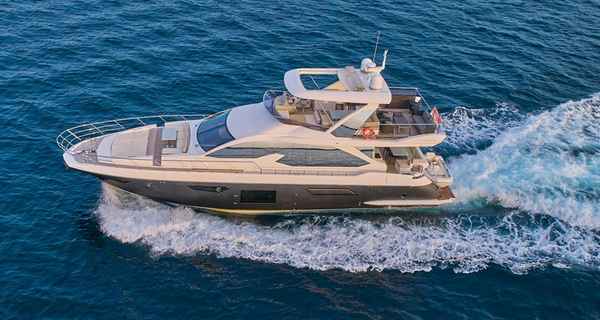 Azimut 72 (2017)