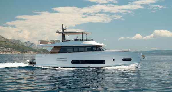 Azimut Magellano 66 (2025)