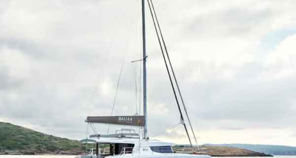 Bali 4.4 (2022)