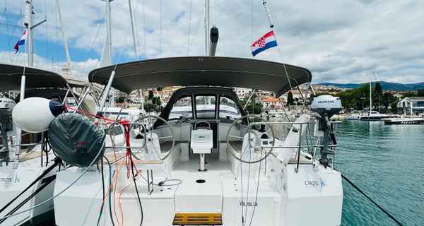 Bavaria C38 (2024)