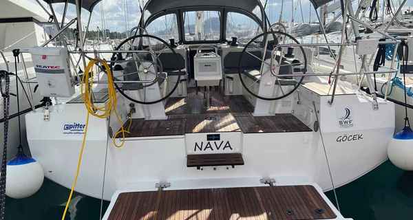 Bavaria C42 (2023)