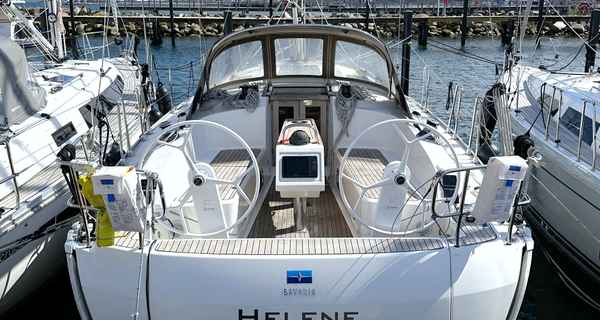 Bavaria Cruiser 37 (2015)