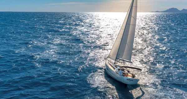 Dufour 360 Grand Large (2021)